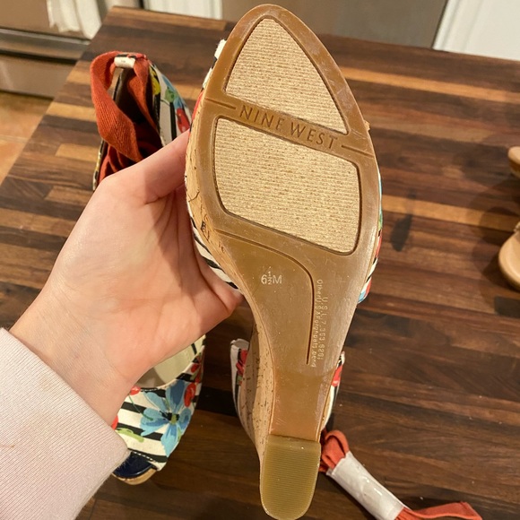 Nine West wedges - Picture 3 of 3